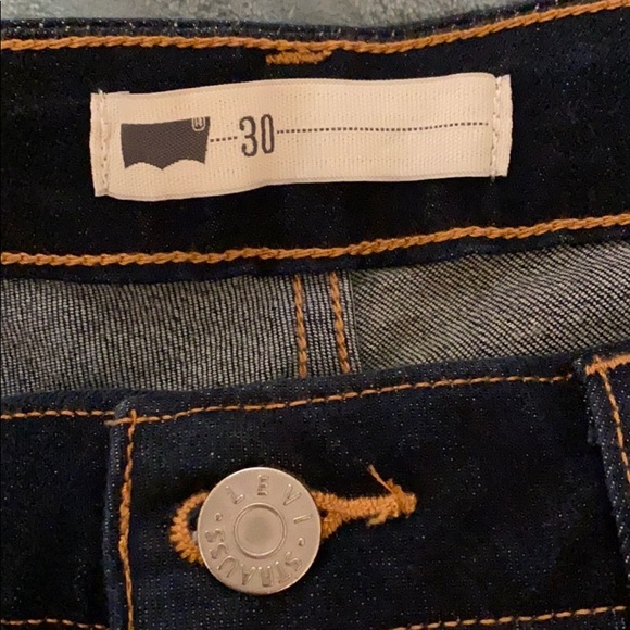 Dark blue Levi’s - Picture 3 of 6